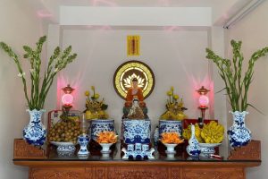trang trí bàn thờ ngày tết đơn giản